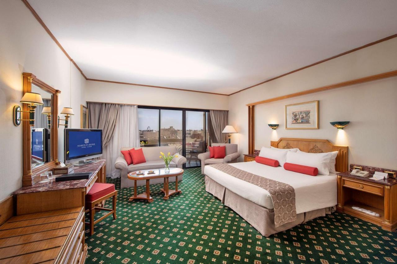 Sonesta St. George Hotel - Convention Center Luxor Esterno foto A room at the Grand Hotel